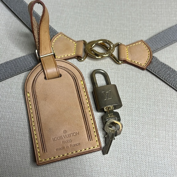 LOUIS VUITTON SATELLITE 60 SUITCASE - Picture 9 of 11